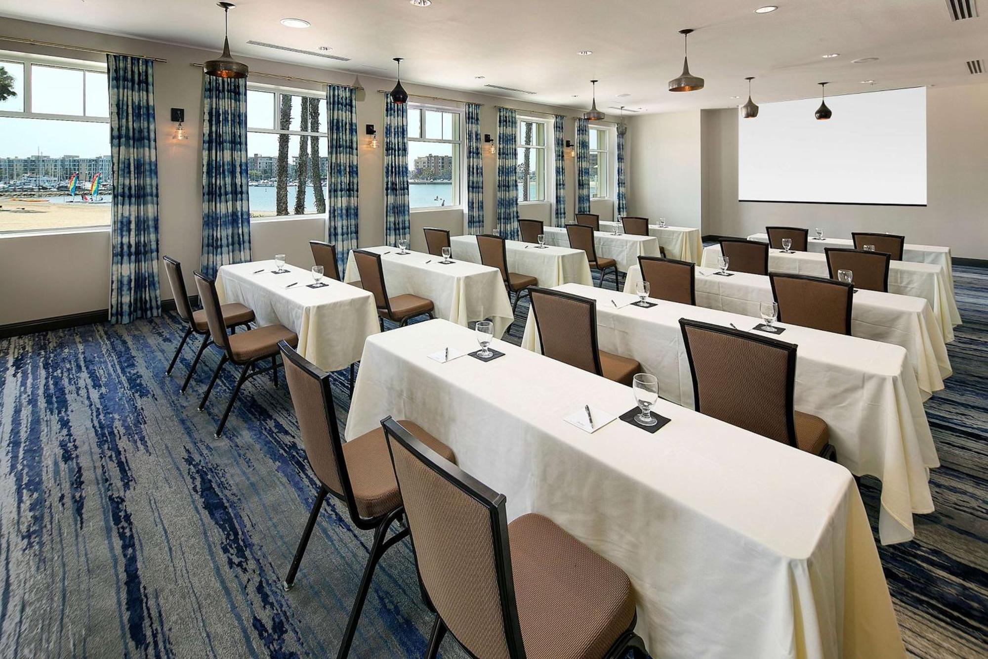 Jamaica Bay Inn Marina Del Rey Tapestry Collection By Hilton Лос-Анджелес Экстерьер фото